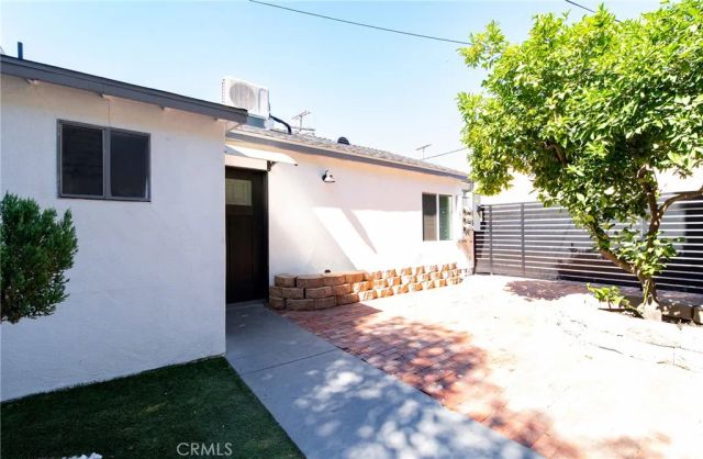 5334 Cleon Avenue, North Hollywood, CA 91601