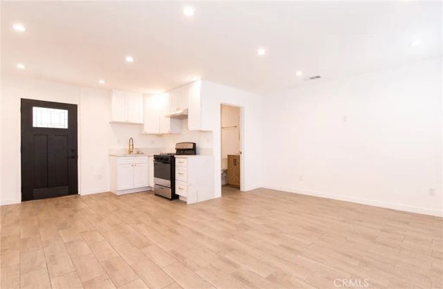 5334 Cleon Avenue, North Hollywood, CA 91601