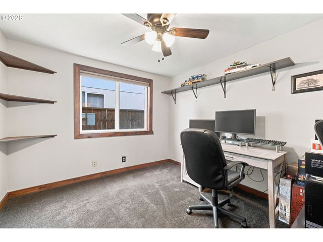 3909 Ne 132ND Ct, Vancouver, WA 98682