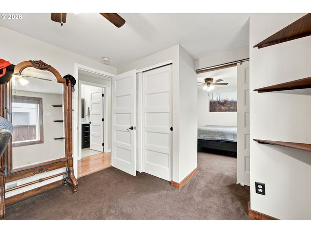 3909 Ne 132ND Ct, Vancouver, WA 98682