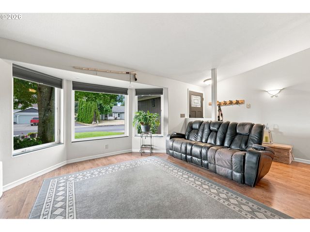 3909 Ne 132ND Ct, Vancouver, WA 98682