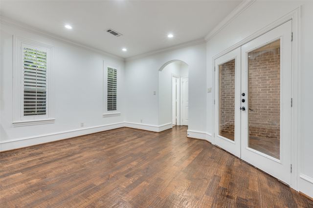 6111 Palo Pinto, Dallas, TX 75214