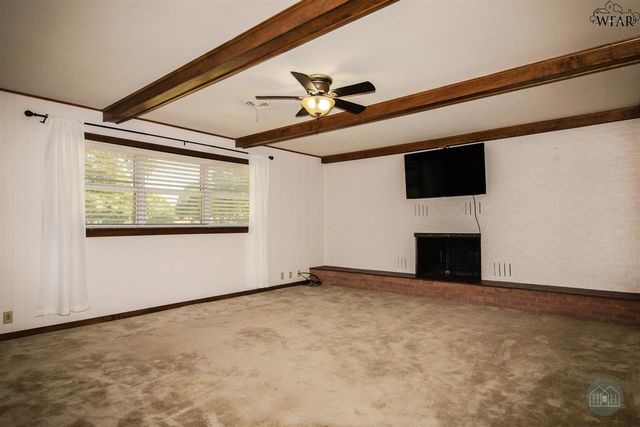 2302 12TH STREET, Vernon, TX 76384