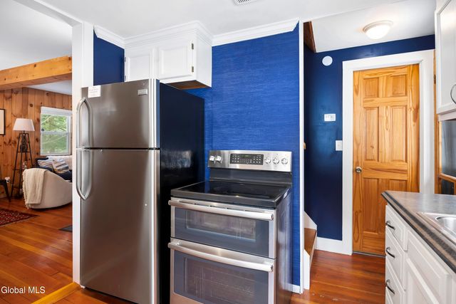 129 Woodland Avenue, Mayfield, NY 12078