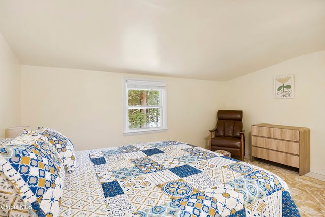 129 Woodland Avenue, Mayfield, NY 12078