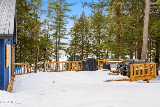 129 Woodland Avenue, Mayfield, NY 12078