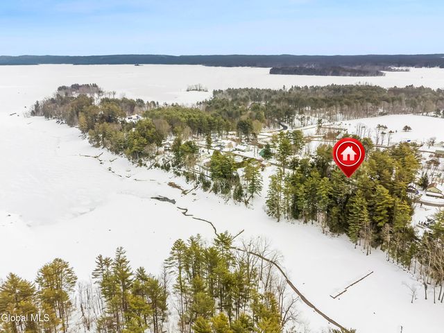 129 Woodland Avenue, Mayfield, NY 12078