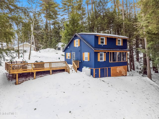 129 Woodland Avenue, Mayfield, NY 12078