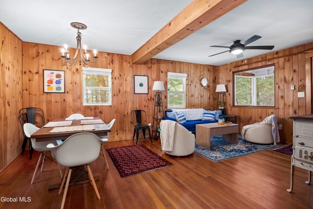 129 Woodland Avenue, Mayfield, NY 12078