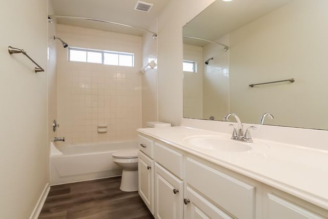 519 Holly Crest Drive, Spring, TX 77386