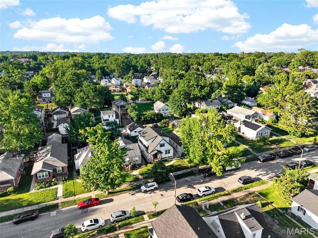 6963 Sutherland Avenue, St Louis, MO 63109
