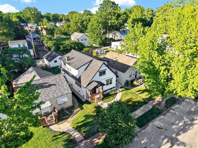 6963 Sutherland Avenue, St Louis, MO 63109