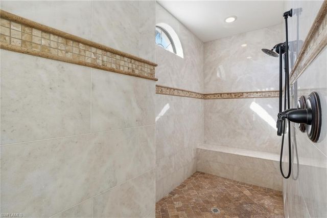 1194 Whiteheart CT, Marco Island, FL 34145