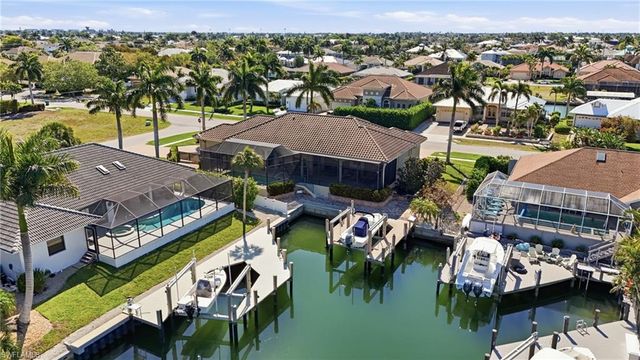1194 Whiteheart CT, Marco Island, FL 34145