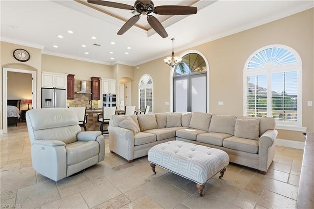 1194 Whiteheart CT, Marco Island, FL 34145