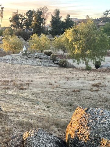 21861 Horseshoe, Nuevo, CA 92567