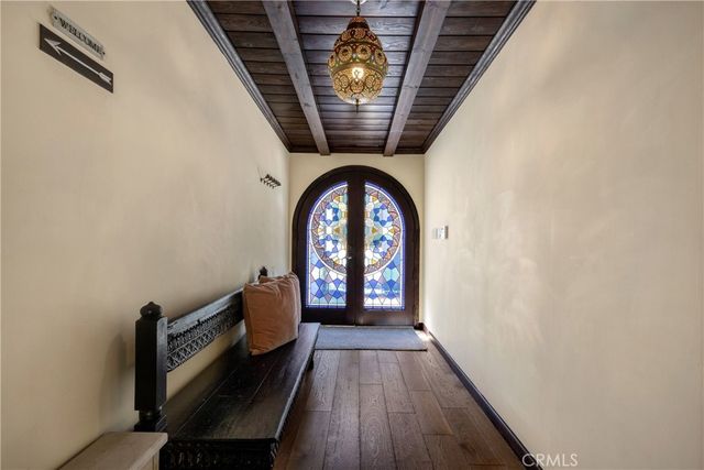 3092 Laurel Canyon Boulevard, Studio City, CA 91604