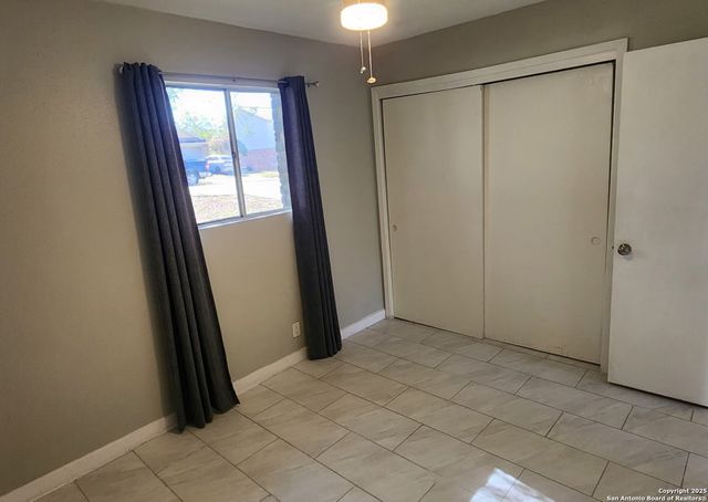 3401 Cliffside, Schertz, TX 78108