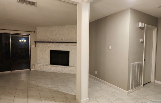 3401 Cliffside, Schertz, TX 78108