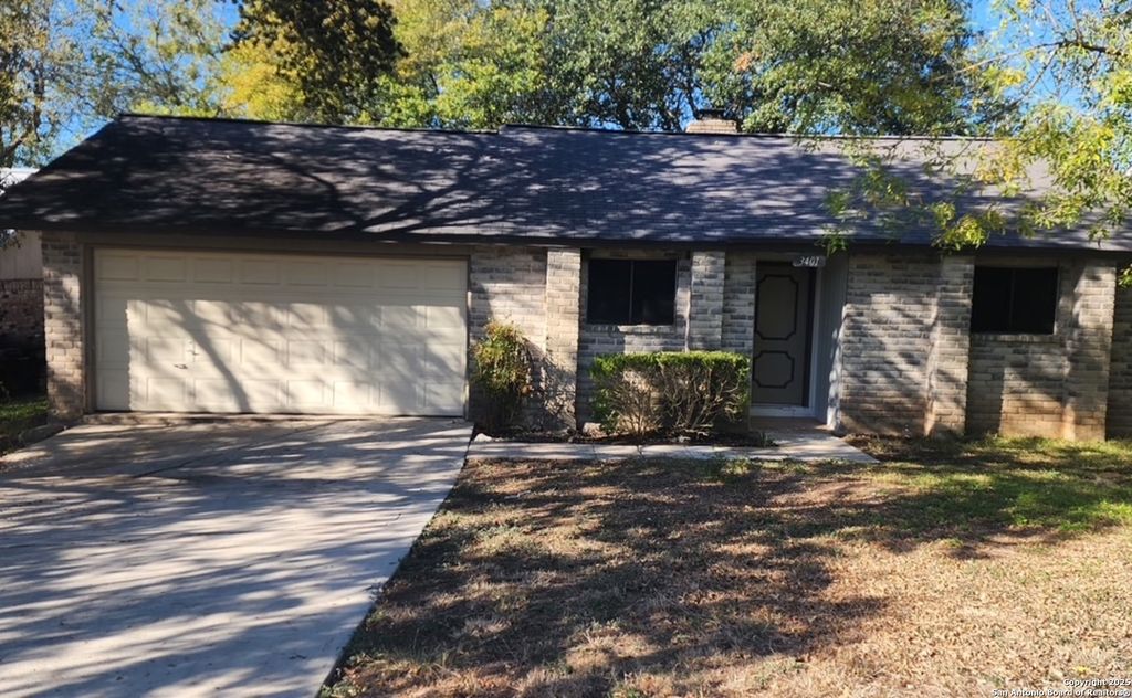 3401 Cliffside, Schertz, TX 78108