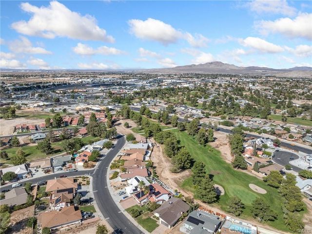 13916 Burning Tree Drive, Victorville, CA 92395