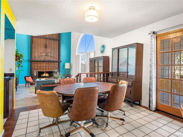 13916 Burning Tree Drive, Victorville, CA 92395