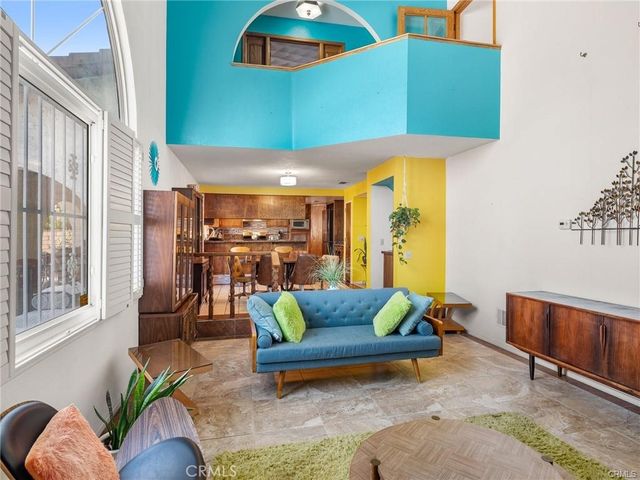 13916 Burning Tree Drive, Victorville, CA 92395