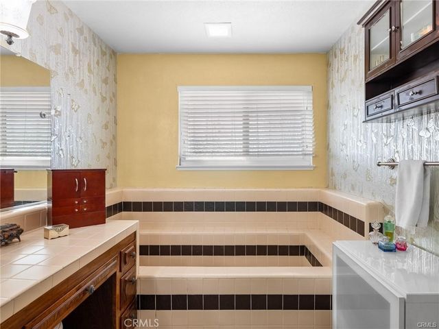 13916 Burning Tree Drive, Victorville, CA 92395