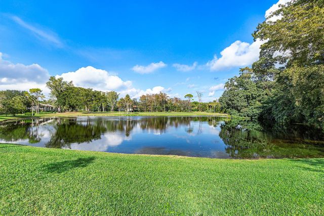 21720 Arriba Real 37-b, Boca Raton, FL 33433