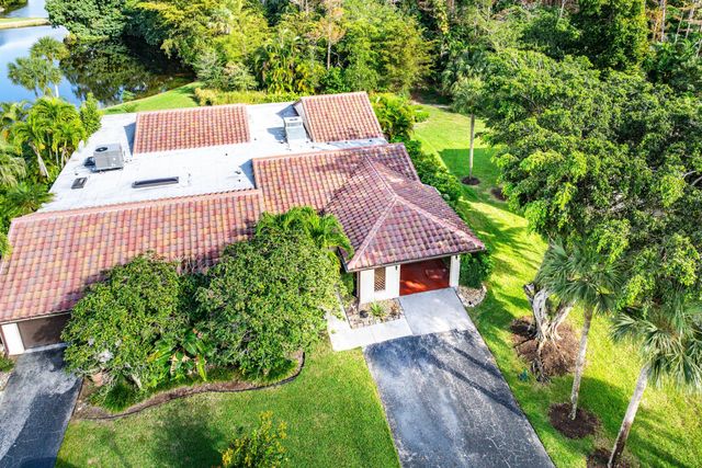 21720 Arriba Real 37-b, Boca Raton, FL 33433