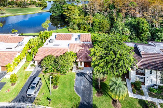 21720 Arriba Real 37-b, Boca Raton, FL 33433