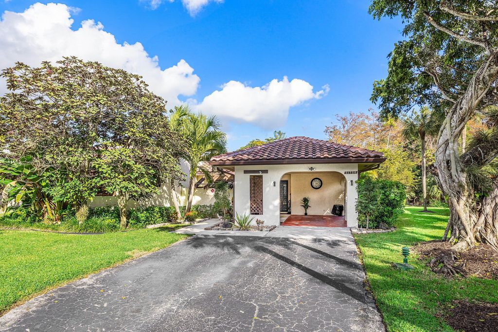 21720 Arriba Real 37-b, Boca Raton, FL 33433