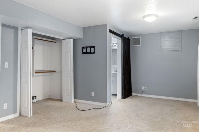 617 Lake Lowell, Nampa, ID 83686