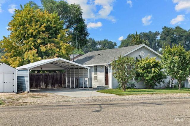 617 Lake Lowell, Nampa, ID 83686
