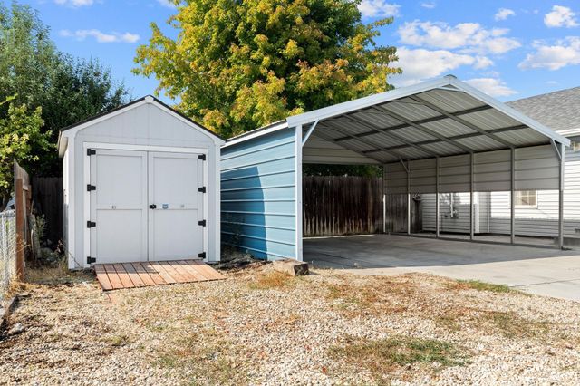 617 Lake Lowell, Nampa, ID 83686