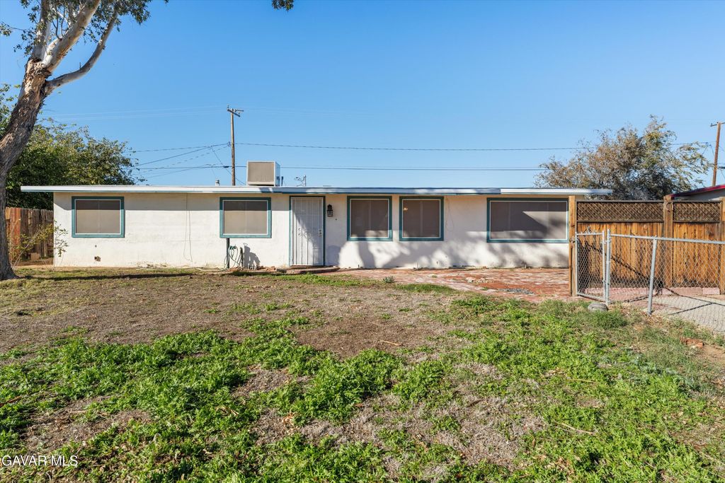 13445 Fran Street, North Edwards, CA 93523