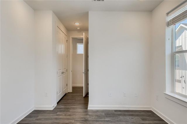 2624 Metcalfe RD 7, Austin, TX 78741