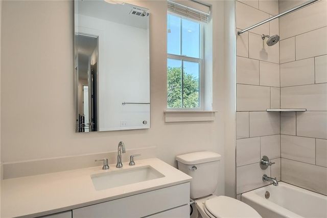 2624 Metcalfe RD 7, Austin, TX 78741