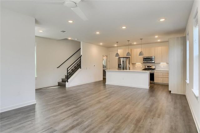 2624 Metcalfe RD 7, Austin, TX 78741