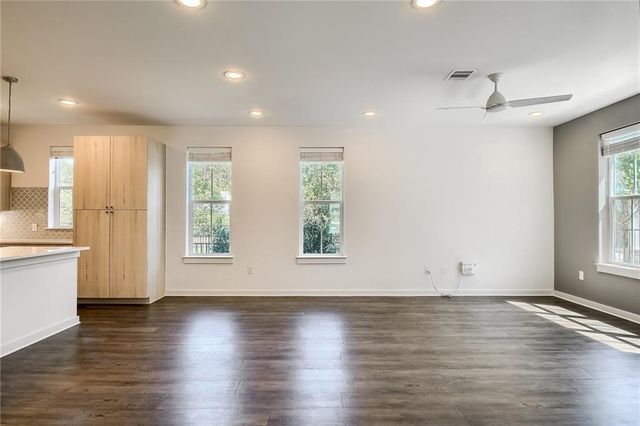 2624 Metcalfe RD 7, Austin, TX 78741