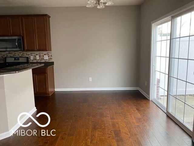 9639 Prairie Smoke Drive, Noblesville, IN 46060