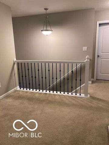 9639 Prairie Smoke Drive, Noblesville, IN 46060