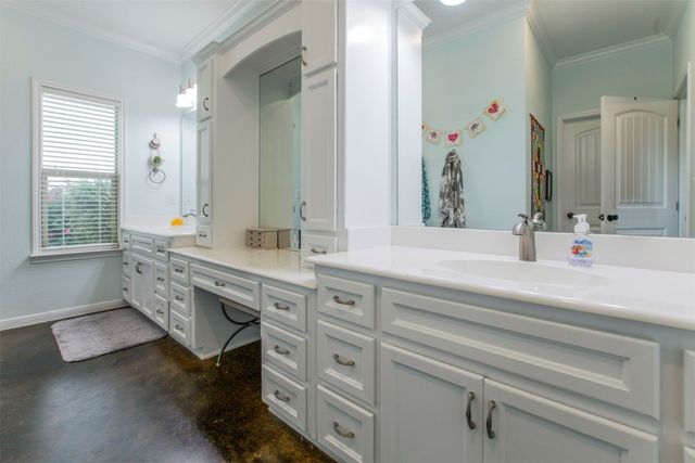 645 W Big Elm Road, Troy, TX 76579