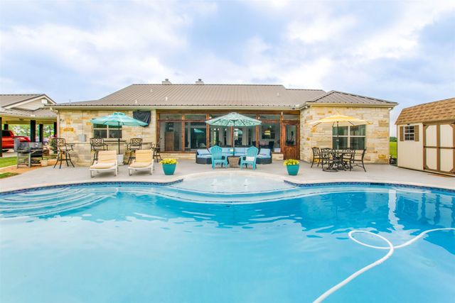 645 W Big Elm Road, Troy, TX 76579