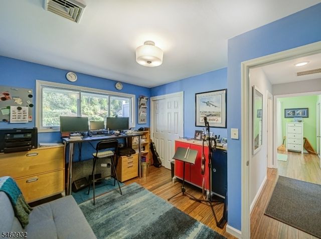 20 Mckinley Ave, Washington Boro, NJ 07882