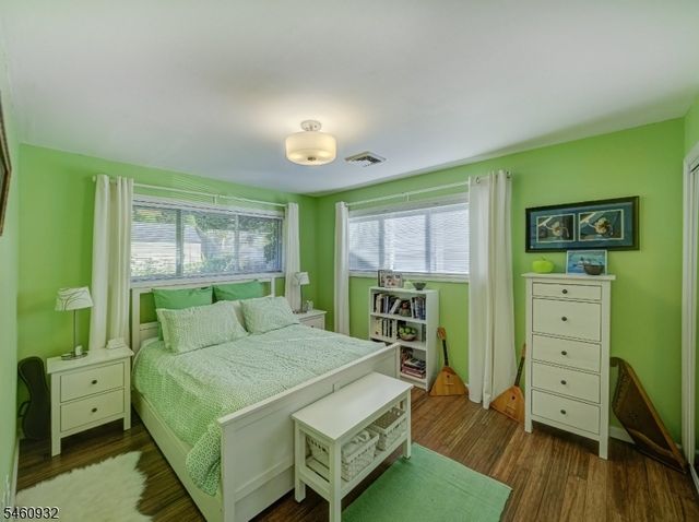 20 Mckinley Ave, Washington Boro, NJ 07882