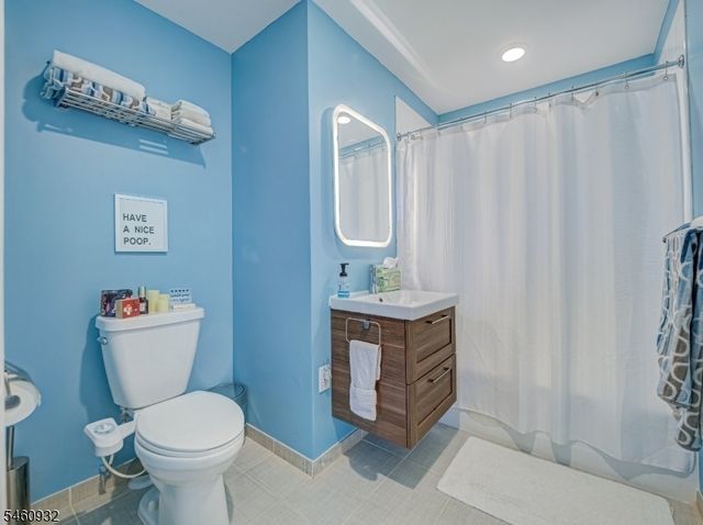 20 Mckinley Ave, Washington Boro, NJ 07882