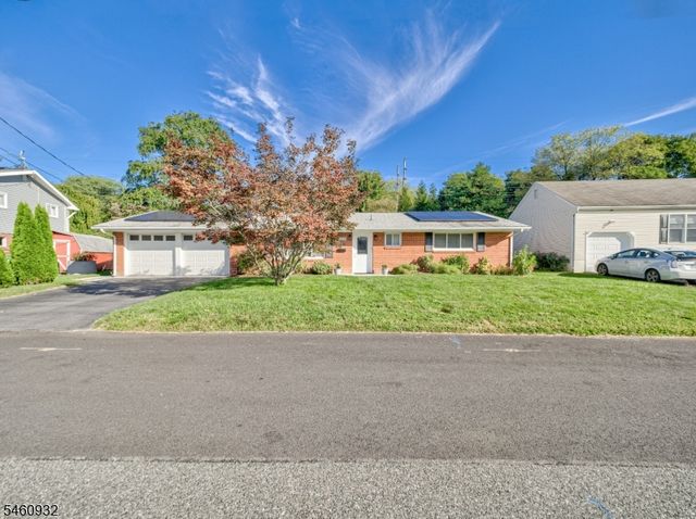 20 Mckinley Ave, Washington Boro, NJ 07882