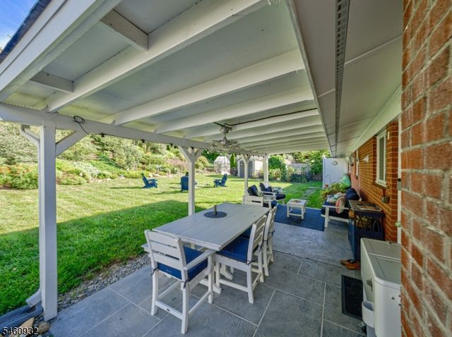 20 Mckinley Ave, Washington Boro, NJ 07882