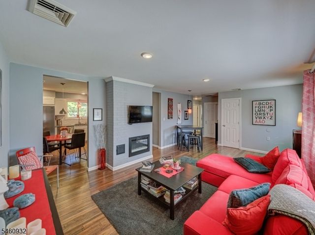 20 Mckinley Ave, Washington Boro, NJ 07882